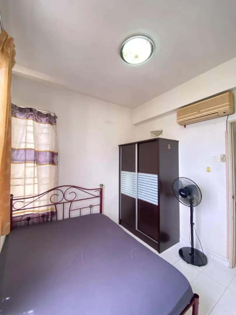 Sunny Point Complex Apartment Gelugor 0*,  Malaysia