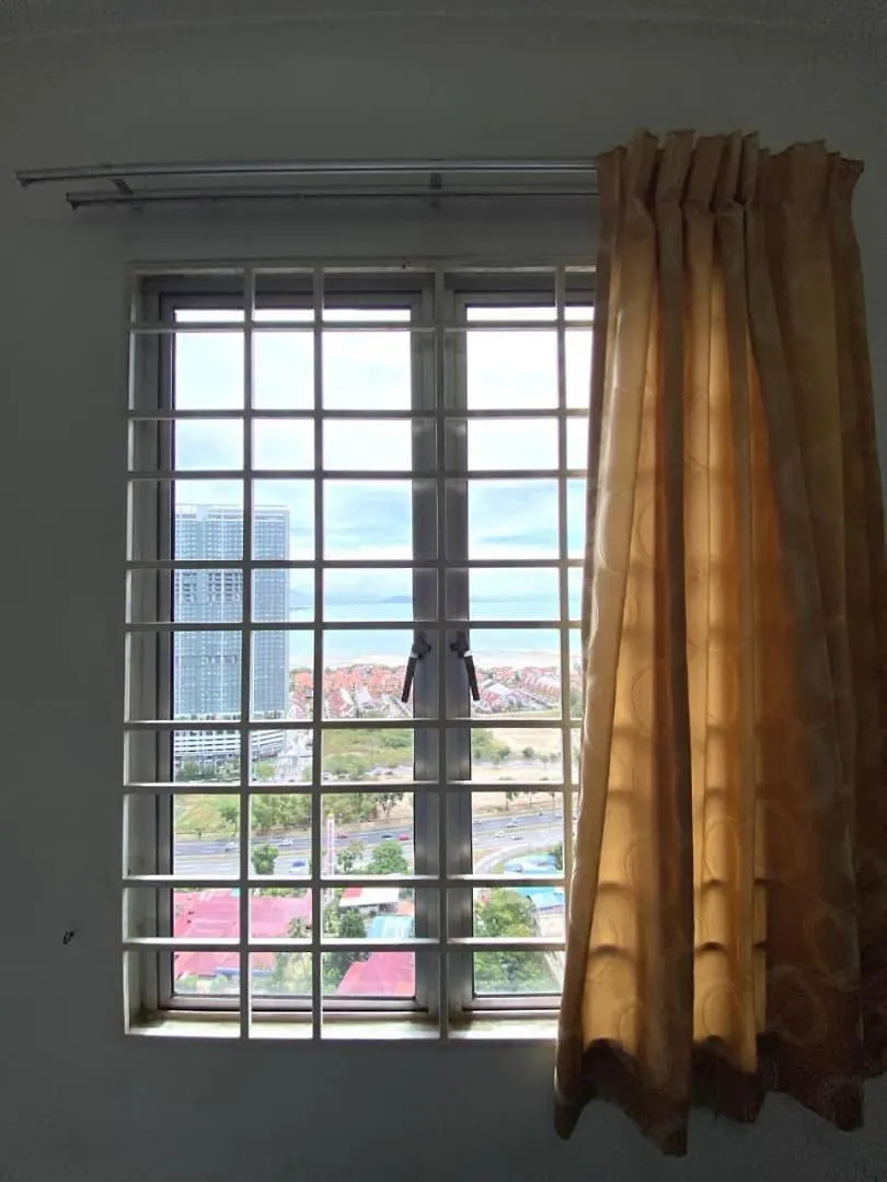 Sunny Point Complex Apartment Gelugor